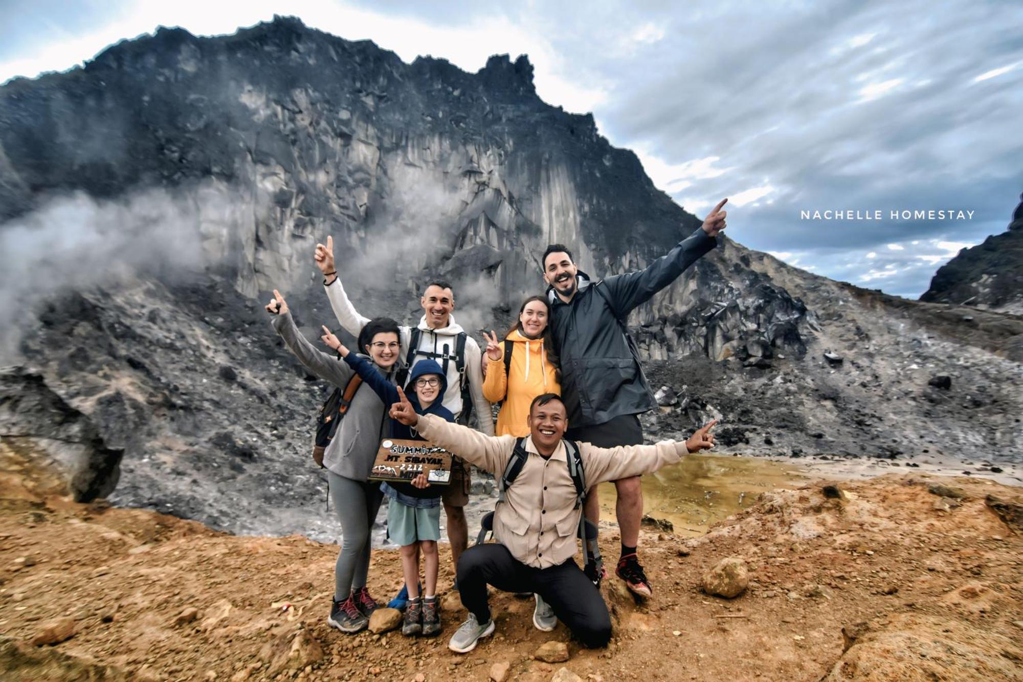 Nachelle Homestay Berastagi Εξωτερικό φωτογραφία